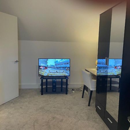 Apartamento Rendezvous Romford Exterior foto