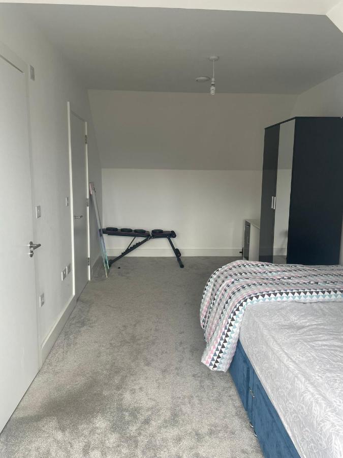 Apartamento Rendezvous Romford Exterior foto